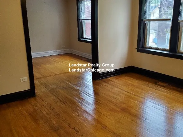 3052 W Berteau Ave #3, Chicago, IL 60618