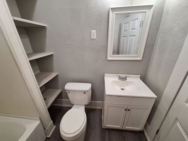 1026 Jeanette St — Photo 13