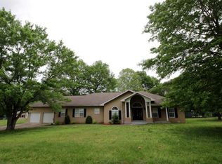 168 Amherst St, Hollister, MO 65672