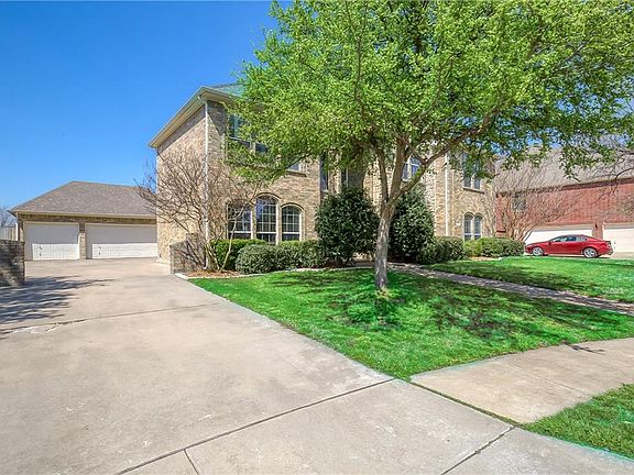 4th image of 550 Michener Ct
