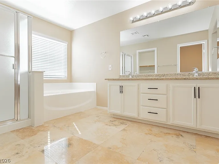 11705 Grotta Azzurra Ave — Photo 25