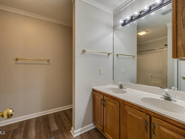 3711 Apple Grove Cir — Photo 12