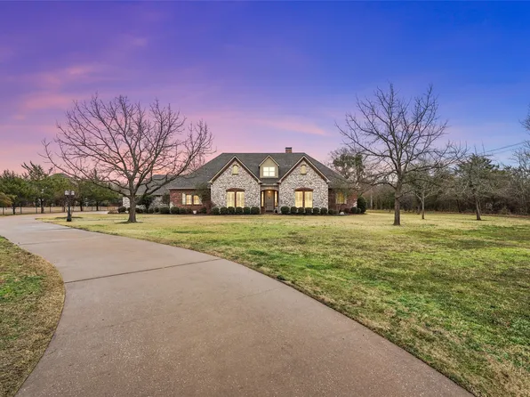 10807 Old Mill Rd, Greenville, TX 75402