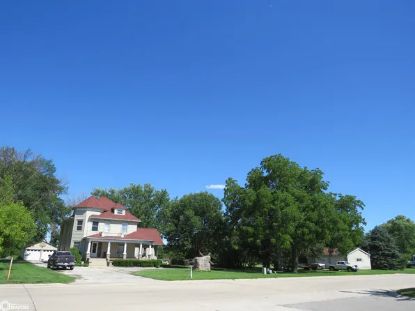 300 NE 6th St, Pocahontas, IA 50574