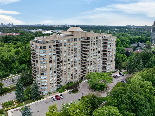 1800 The Collegeway #208, Mississauga, ON L5L 5S4