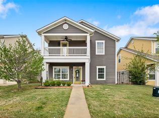 2306 SW Juniper Ave, Bentonville, AR 72713