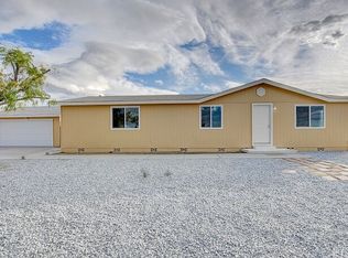 365 Joshua Hills Rd, Pinon Hills, CA 92372