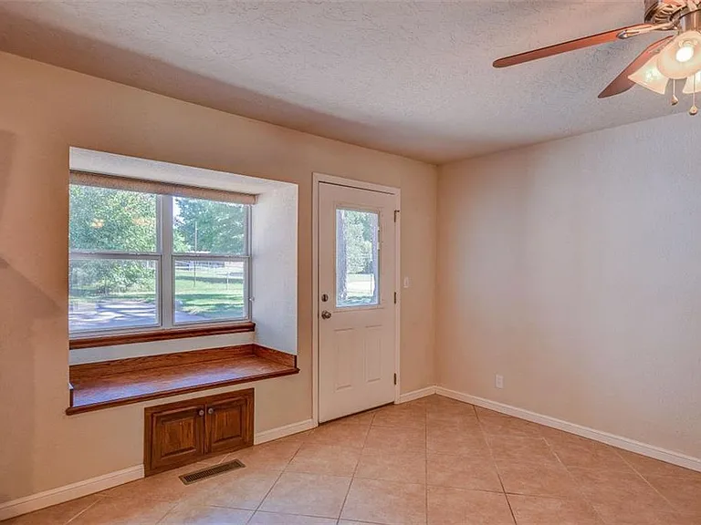 1515 Vine St — Photo 9