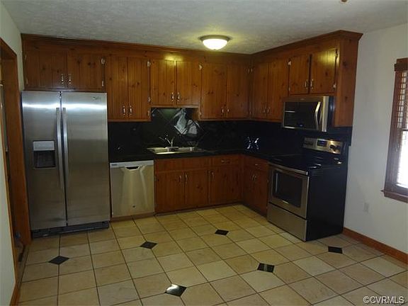 2nd image of 6751 Salem Heights Dr
