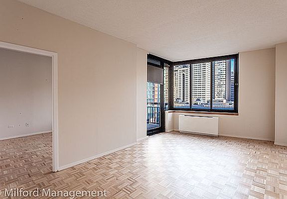 3rd image of 99 Battery Pl APT 12J