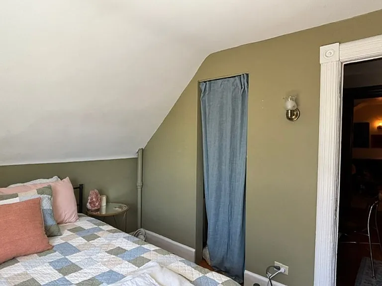 427 6th St SE — Photo 31