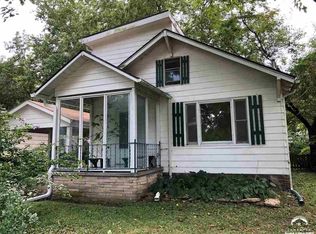 235 W 22nd St, Lawrence, KS 66046