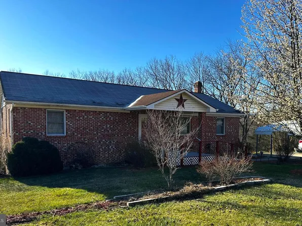 2784 Jake Hill Rd, Upper Tract, WV 26866