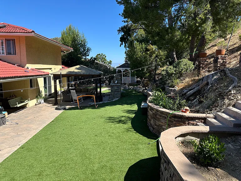 1314 Lamont Ave — Photo 12
