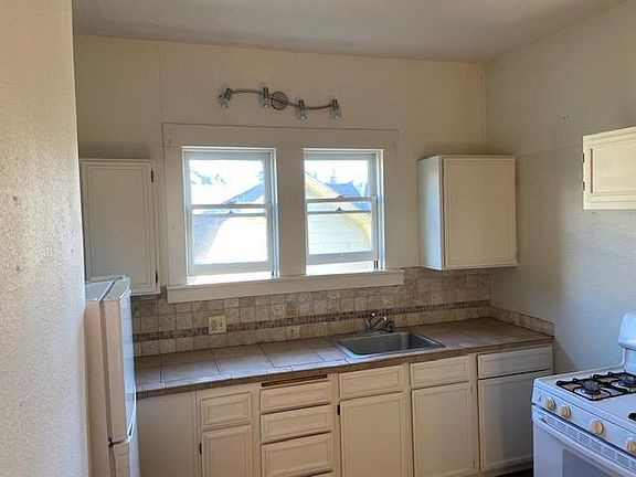 Studio kitchen with view of bridge!