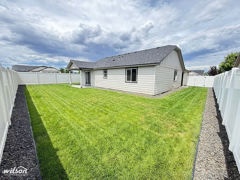 6114 Crown Crest Ave — Photo 17
