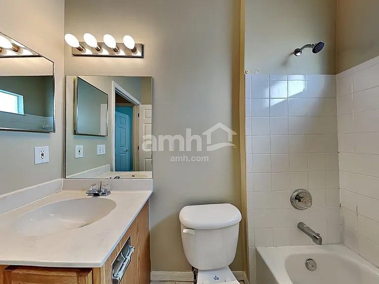 10430 Beneva Dr — Photo 16