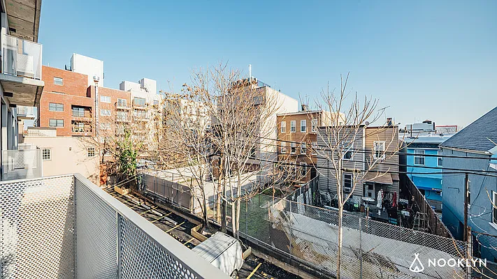 Rented by Nooklyn NYC LLC | media 45