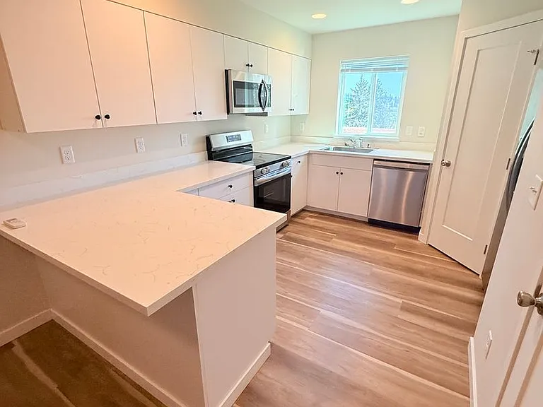 9218 Conroy Pl NW — Photo 15