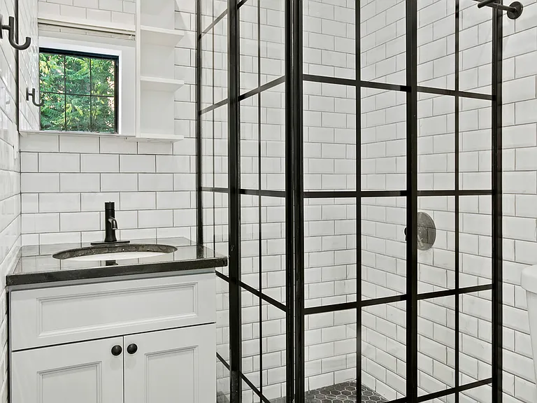 753 Monroe St #1 — Photo 8