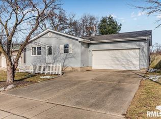 217 Buckhorn Dr, Springfield, IL 62707