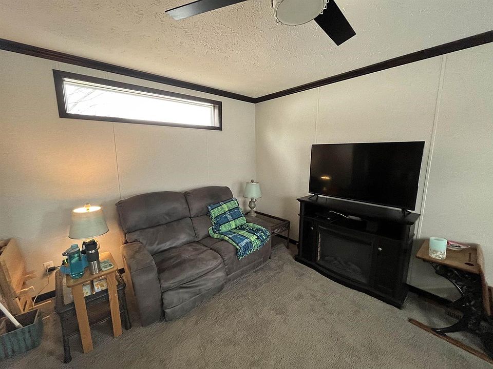 2701 E Main St Reedsburg WI Zillow