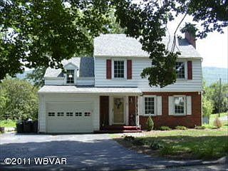 2nd image of 33 Lenape Trl