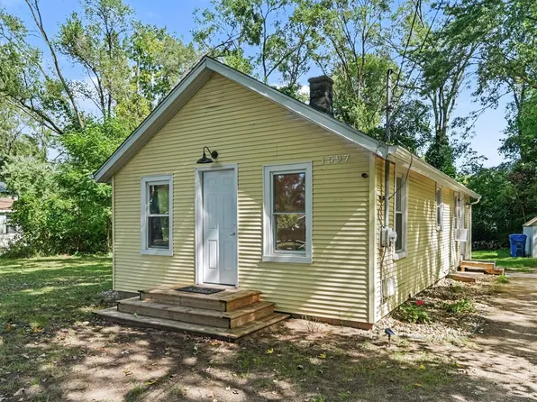 1597 Norton Ave, Benton Harbor, MI 49022