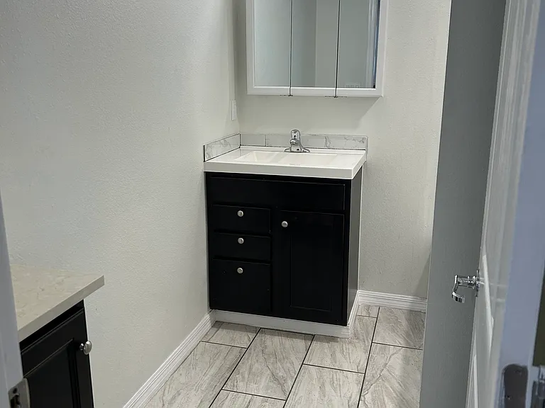 8004 N Alaska St #1 — Photo 7