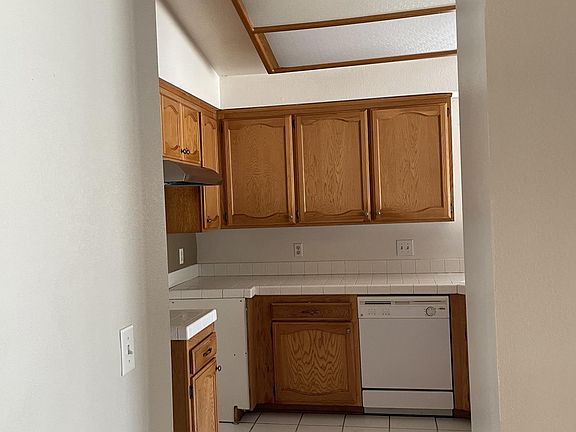 2nd image of 37649 42nd St E
