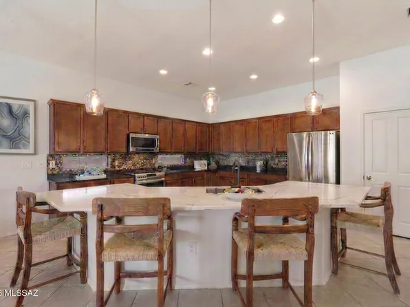12761 N Gentle Rain Dr, Marana, AZ 85658