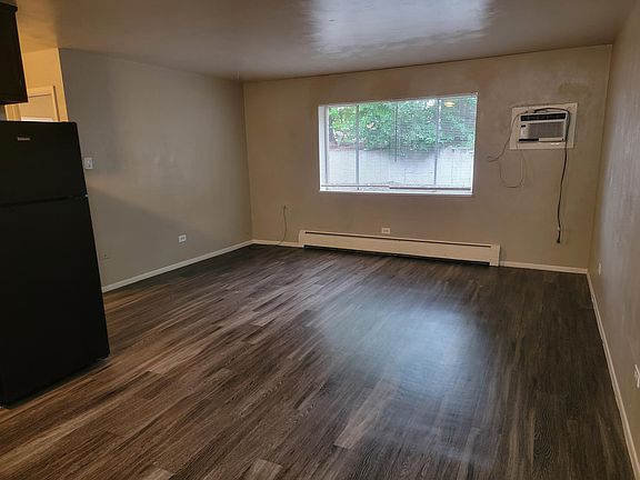 2nd image of 3022 W Colorado Ave