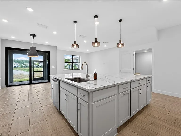 4341 Sonoma Oaks Cir — Photo 12