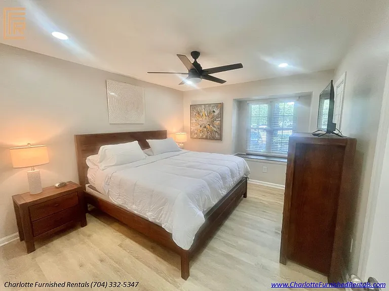 9427 S Vicksburg Park Ct — Photo 10