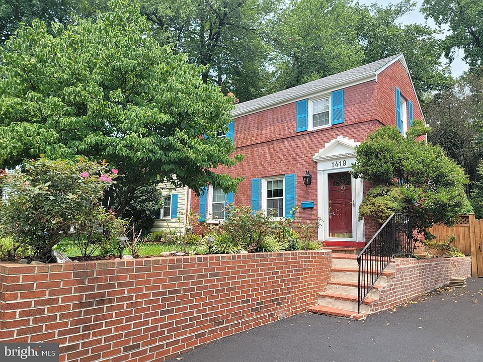 1st image of 1419 N Longfellow St