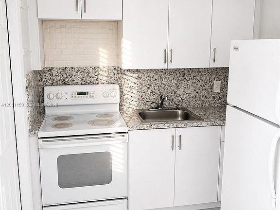 2nd image of 14399 NE 5th Pl APT 3