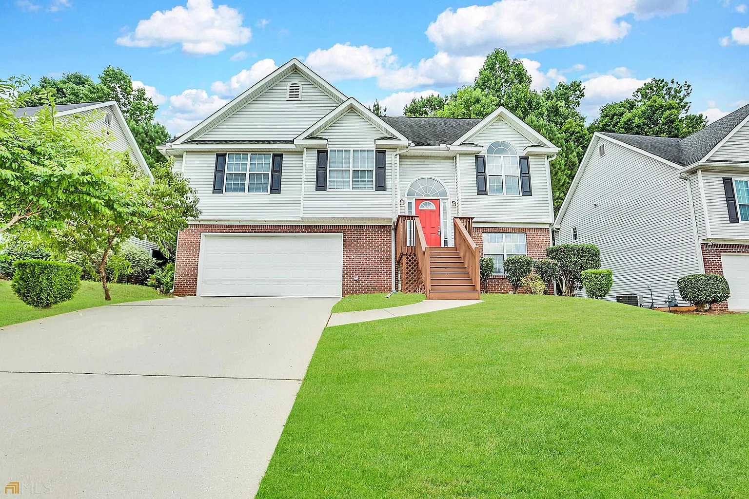 430 Gresham Dr photo 1