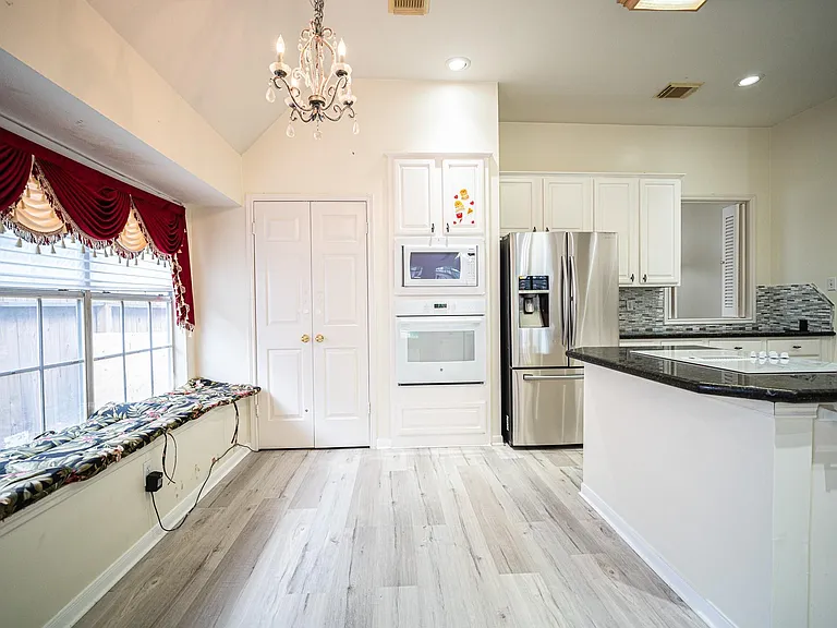 4503 Oak Valley Dr — Photo 10