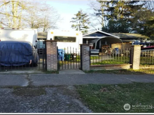 8108 30th Avenue SW, Seattle, WA 98126