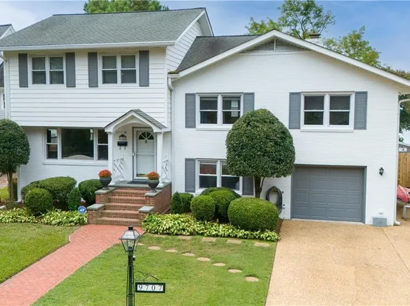9707 River Rd, Newport News, VA 23601