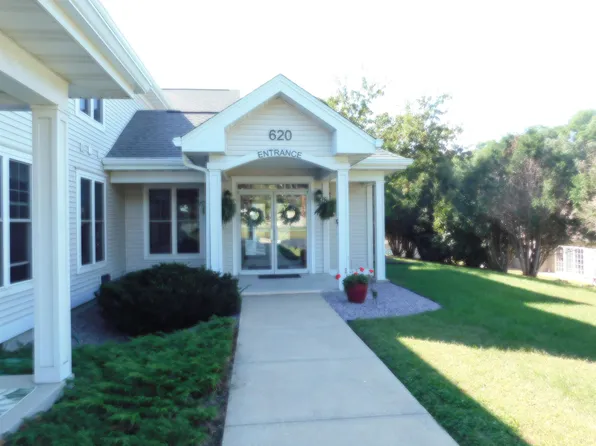 620 N Cedar St Unit 206, Richland Center, WI 53581