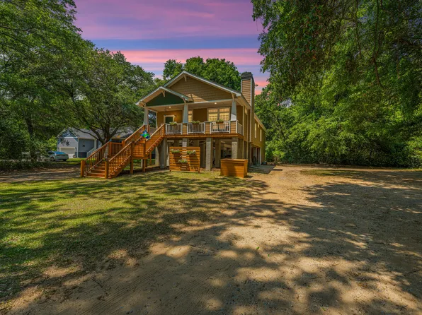 7650 Point Of Pines Rd, Edisto Island, SC 29438