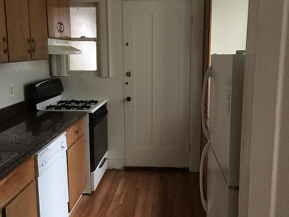 2nd image of 516 Stanyan St APT 1