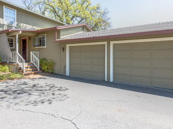 536 Surrey Ct, Murphys, CA 95247