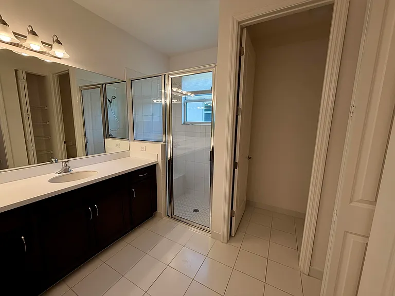 11609 SW Hawthorne Hill Rd — Photo 9