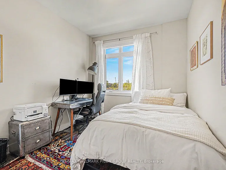 618 Mikinak Rd — Photo 20