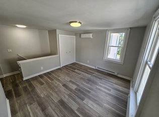 142 Washington St APT 4, Saratoga Springs, NY 12866