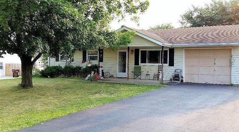 1st image of 701 Beachler Dr