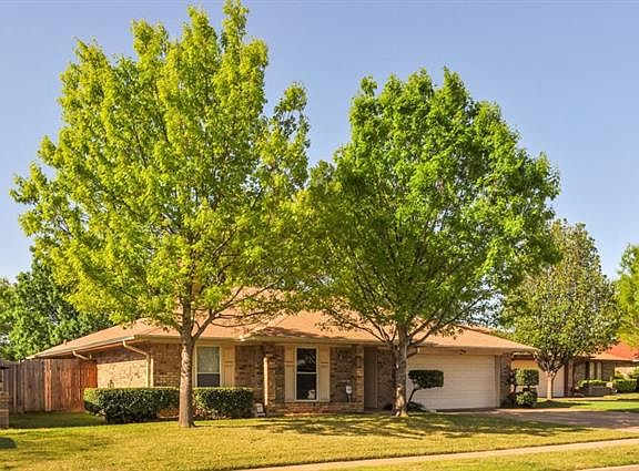 2nd image of 106 Almond Ln