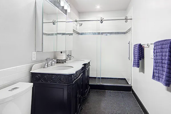 Sold by Corcoran | media 8